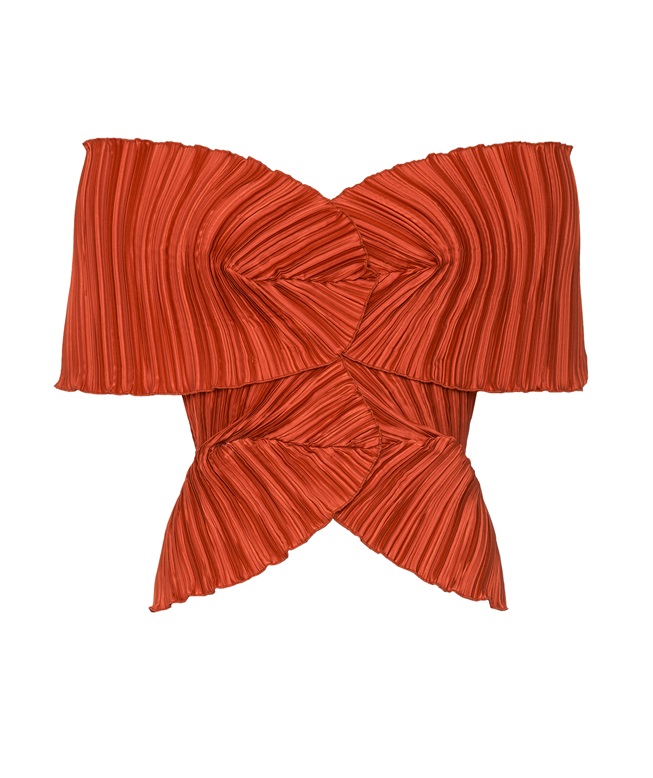 Daphne Valente Black X pleated top < Women's Designer Tops